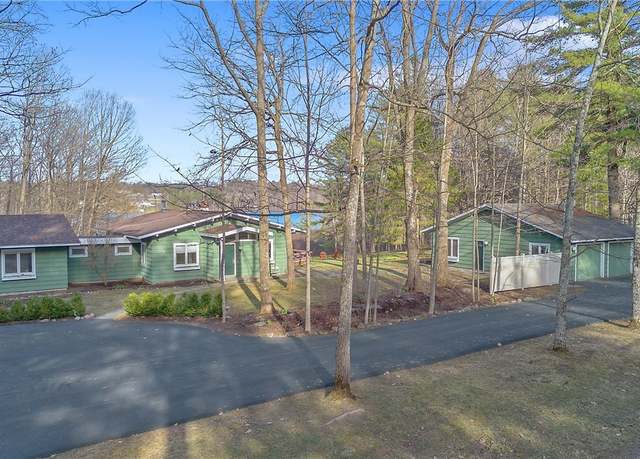 Property at 3158 W Lake Rd, Cazenovia, NY 13035, 3 beds, 2 baths