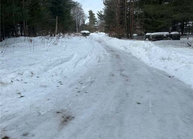 Property at 9468 Oswego Rd, Lysander, NY 13027