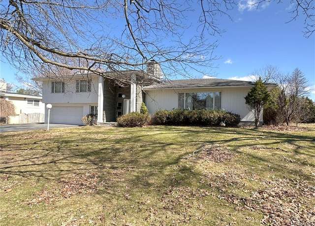 Property at 1009 Parkway E, Utica, NY 13501, 4 beds, 1.5 baths