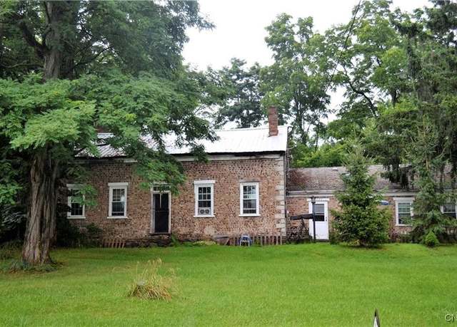 Property at 8729 Old State Route 31, Lyons, NY 14489, 4 beds, 1 bath