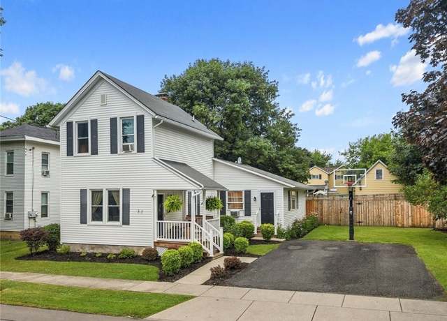 Property at 37 Augustus St, Auburn, NY 13021, 3 beds, 2 baths