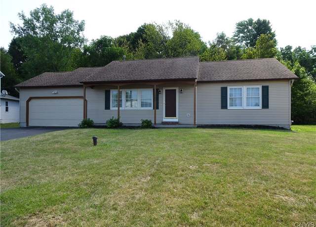 Property at 102 Blackstone Way, Geddes, NY 13219, 2 beds, 1.5 baths