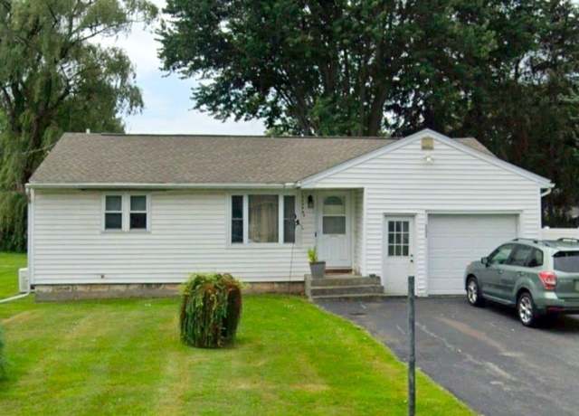 Property at 103 Knowland Dr, Salina, NY 13090, 2 beds, 1.5 baths