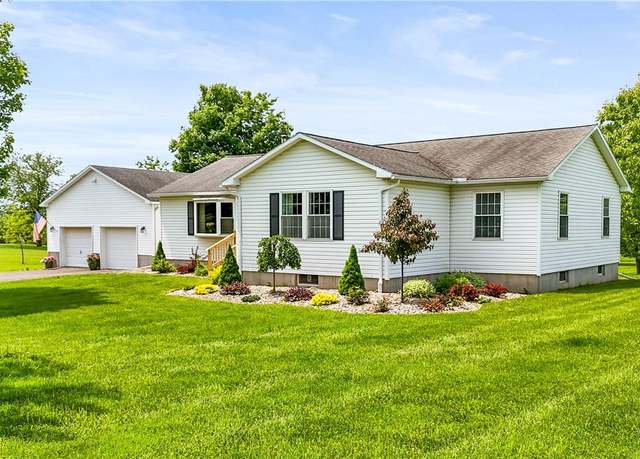 Property at 4927 Forest Ave, Lincoln, NY 13421, 3 beds, 1.5 baths