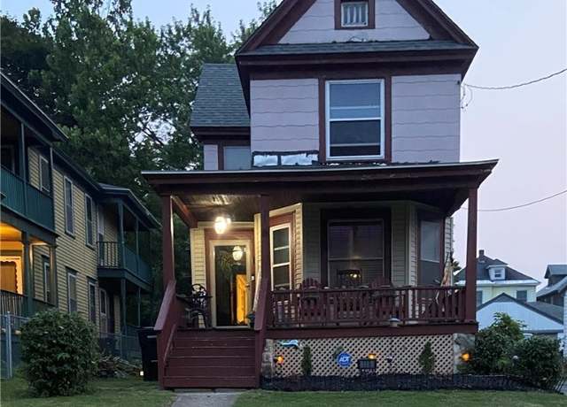 Property at 118 Pattison St, Syracuse, NY 13203, 3 beds, 1 bath