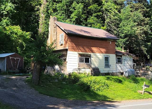Property at 1451 Elizabethtown Rd, German Flatts, NY 13357, 4 beds, 1 bath