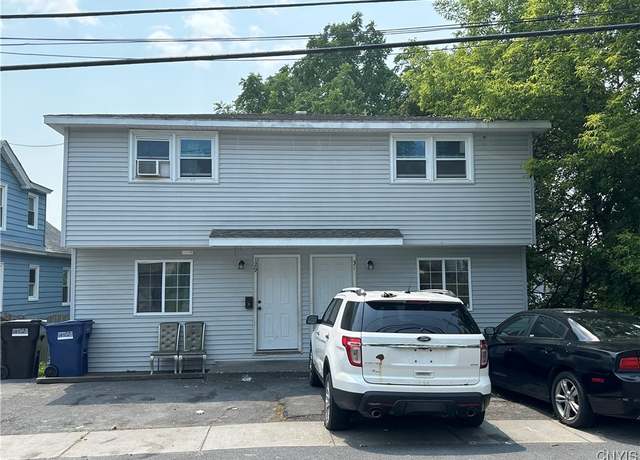 Property at 129 Spring St, Syracuse, NY 13208, 6 beds, 3 baths