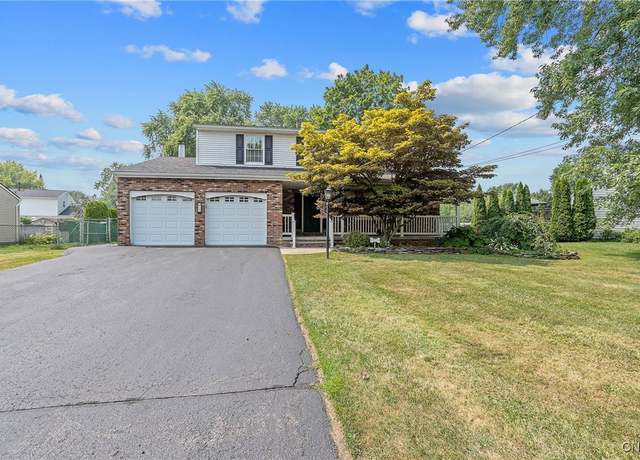 Property at 27 Nectarine Ln, Clay, NY 13090, 4 beds, 2.5 baths