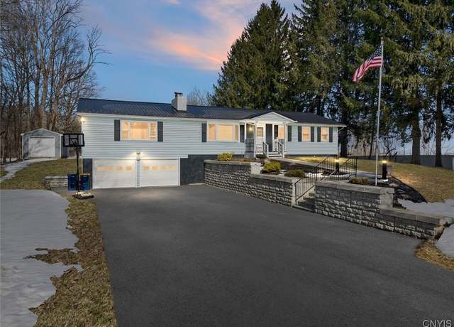 Property at 6965 Fairway Dr, Westmoreland, NY 13490, 3 beds, 2.5 baths