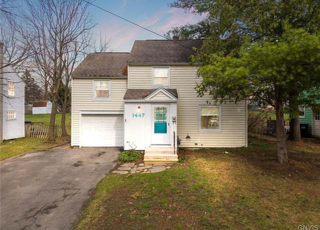 Property at 1447 Comstock Ave, Syracuse, NY 13210, 3 beds, 1 bath