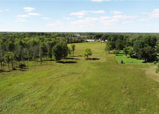 Property at 6966 E Taft Rd, Dewitt, NY 13057