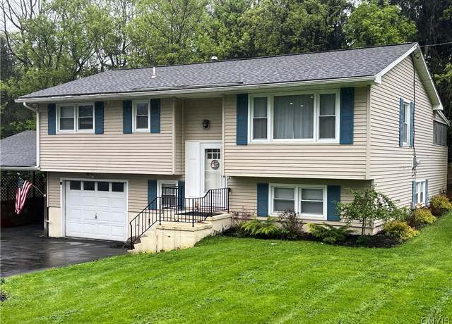 Property at 9414 Willow Brook Ln, Sauquoit, NY 13456, 4 beds, 2 baths
