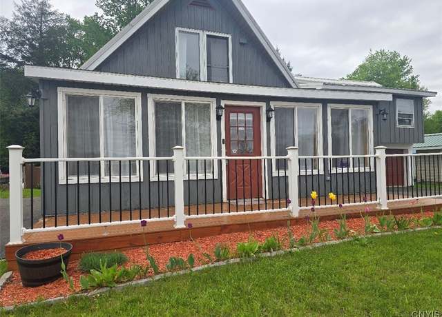Property at 1378 County Route 17, Constantia, NY 13028, 3 beds, 2 baths