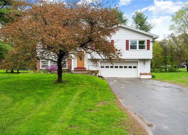 Property at 127 Hayes Cir, Trenton, NY 13304, 4 beds, 1.5 baths