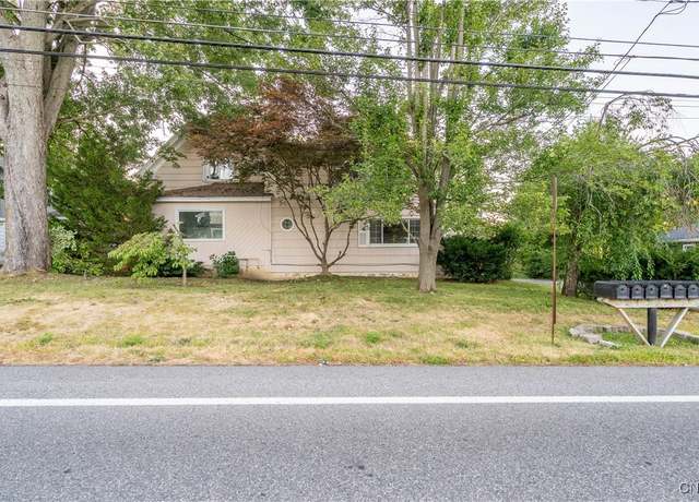 Property at 6571 Lakeshore Rd, Cicero, NY 13039, 9 beds, 5.5 baths
