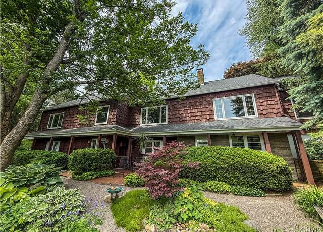 Property at 2717 W Lake Rd, Cazenovia, NY 13035, 4 beds, 2.5 baths