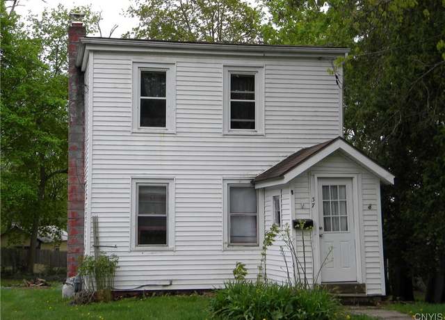 Property at 37 W Oneida St, Lysander, NY 13027, 2 beds, 1 bath