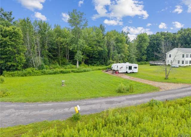 Property at 20 Trask Ln, Schroeppel, NY 13135