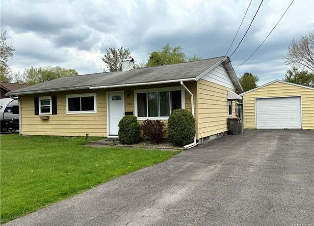 Property at 1004 W Thomas St, Rome-inside, NY 13440, 3 beds, 1 bath