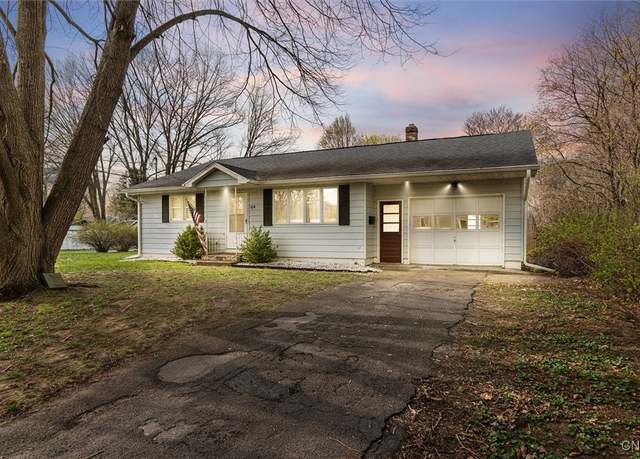 Property at 104 Williams St, Clay, NY 13212, 2 beds, 1 bath