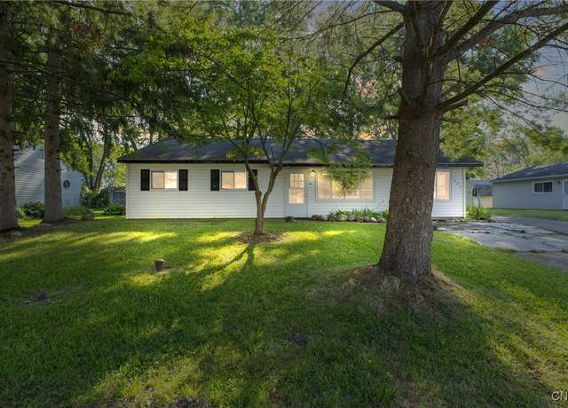 Property at 7924 John Huss Ave, Cicero, NY 13030, 3 beds, 1.5 baths