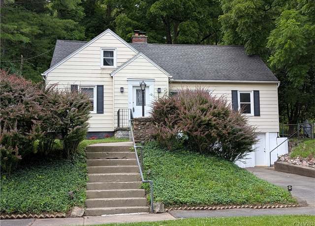 Property at 206 Haffenden Rd, Syracuse, NY 13210, 4 beds, 1.5 baths