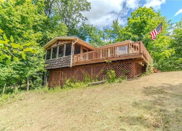 Property at 58 Fitton Rd, Hammond, NY 13646, 3 beds, 1 bath
