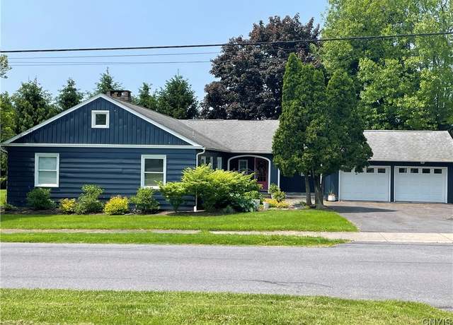 Property at 25 S Hunter Ave, Auburn, NY 13021, 3 beds, 2.5 baths