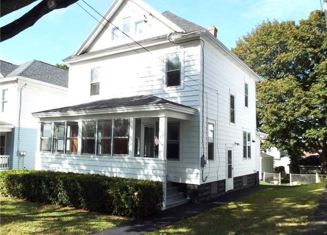 Property at 415 Highland Ave, Dewitt, NY 13057, 3 beds, 1.5 baths