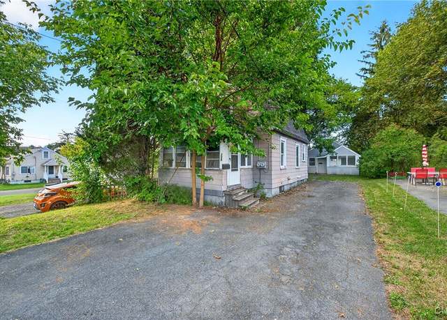 Property at 308 Nelson Ave, Dewitt, NY 13057, 3 beds, 2 baths