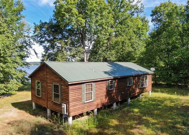 Property at 44 Browns Rd, Macomb, NY 13654, 3 beds, 1 bath