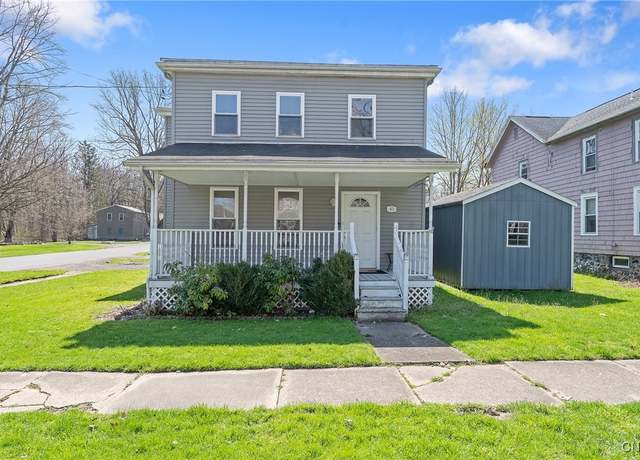 Property at 40 Lock St, Schroeppel, NY 13135, 4 beds, 1.5 baths