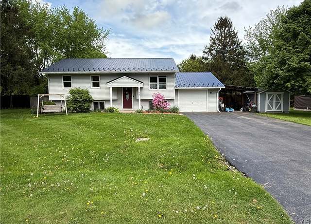 Property at 6198 Sunnyside Dr, Scott, NY 13077, 4 beds, 1.5 baths