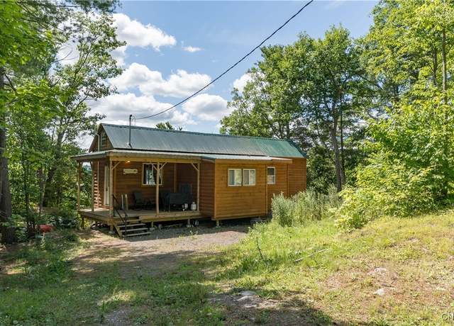 Property at 24 Patrick Dr, Hammond, NY 13646, 4 beds, 1 bath