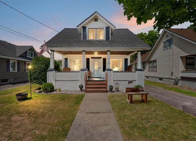 Property at 318 Earl Ave, Oneida, NY 13421, 4 beds, 2 baths
