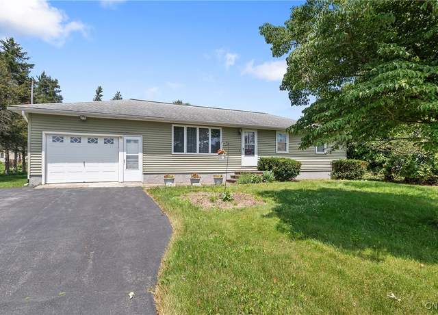 Property at 679 Maple Dr, Sullivan, NY 13082, 3 beds, 1.5 baths