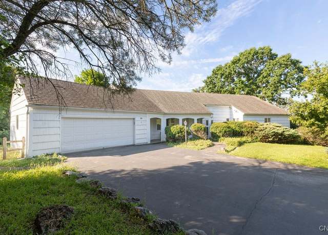 Property at 20 Cross Rd, Dewitt, NY 13224, 4 beds, 3.5 baths