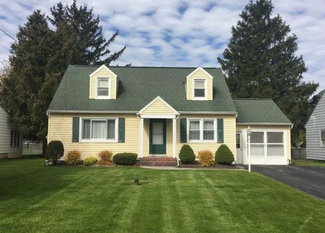 Property at 125 Sunnybrook Dr, Syracuse, NY 13219, 3 beds, 2 baths