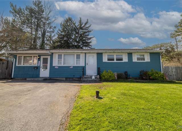 Property at 213 Snyder Ave, Salina, NY 13206, 3 beds, 1 bath