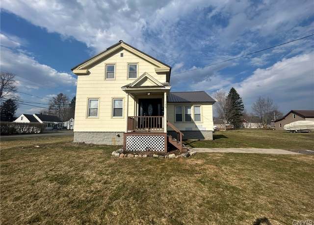 Property at 140 Riverside Dr, Utica, NY 13502, 3 beds, 2 baths
