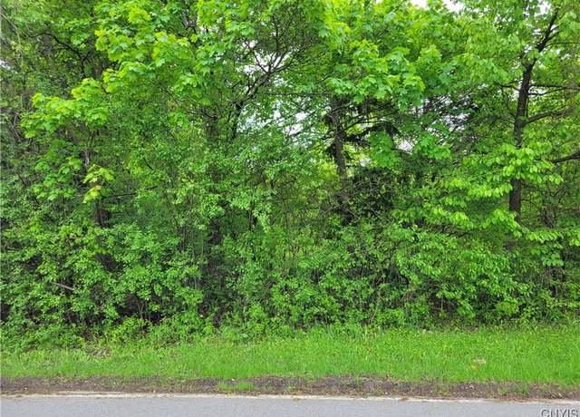 Property at 6002 Sewickley Dr, Dewitt, NY 13078