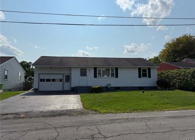 Property at 111 Deborah Dr, Salina, NY 13088, 3 beds, 1 bath