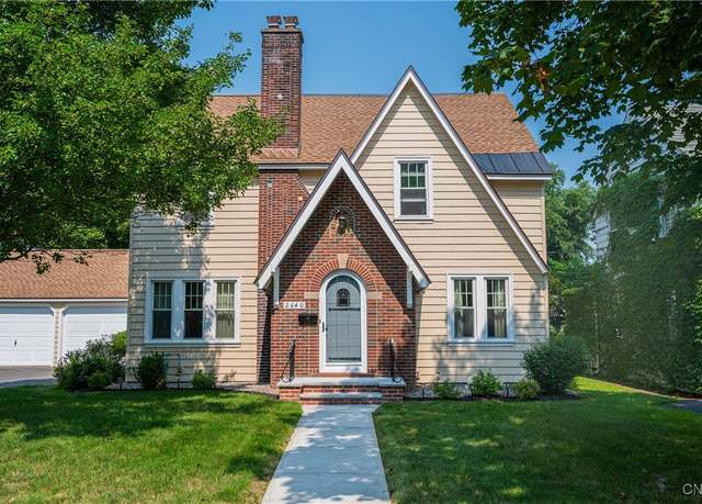 Property at 2640 Edgewood Rd, Utica, NY 13501, 4 beds, 1.5 baths