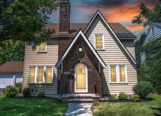 Property at 2640 Edgewood Rd, Utica, NY 13501, 4 beds, 1.5 baths