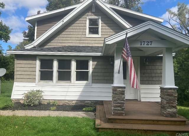 Property at 1725 Huntington St, Watertown-city, NY 13601, 3 beds, 2 baths