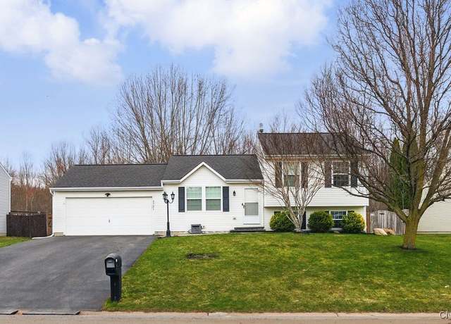 Property at 5721 Boulia Dr, Clay, NY 13041, 3 beds, 2 baths