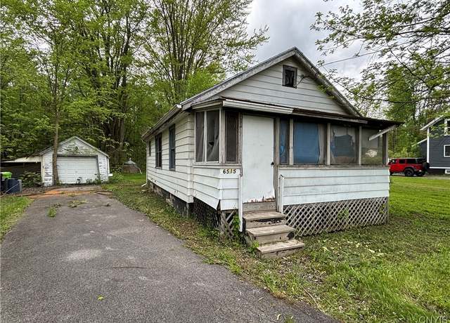 Property at 6515 Fremont Rd, Manlius, NY 13057, 3 beds, 1 bath