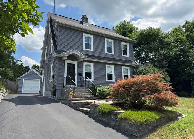 Property at 209 Cornwall Dr, Dewitt, NY 13214, 3 beds, 1.5 baths