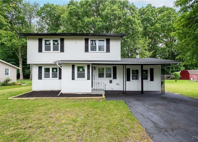 Property at 210 Sandra Ln, Clay, NY 13212, 4 beds, 1.5 baths