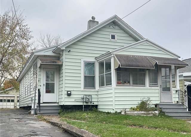Property at 911 Kirkpatrick St, Syracuse, NY 13208, 3 beds, 1 bath